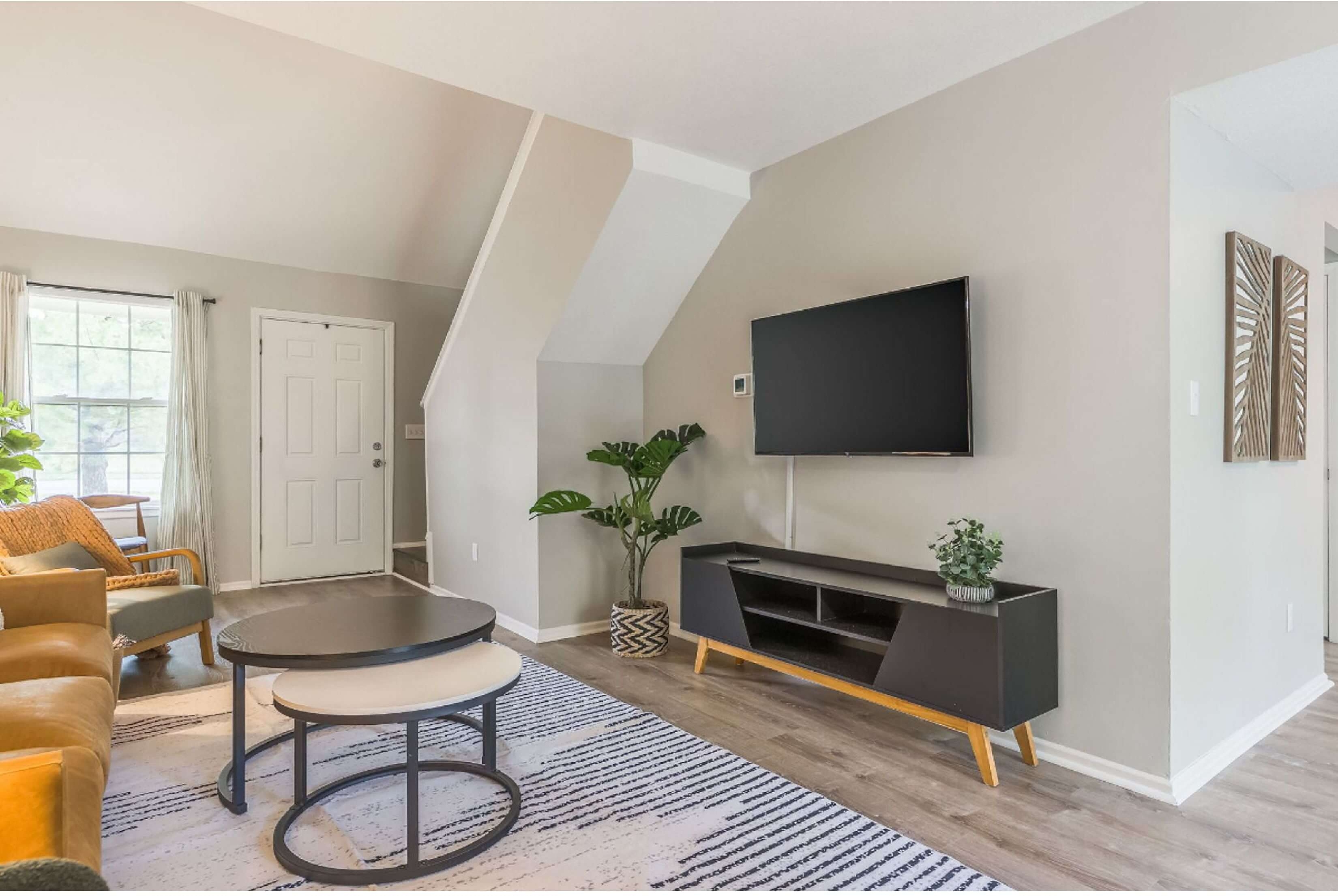 Staying in Liberty: A Legal Guide to Short-Term Stays for World Cup Fans